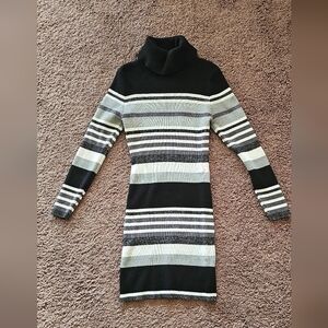Almost Famous Beautiful Black, Gray and White Fitted Long Sleeve Dress